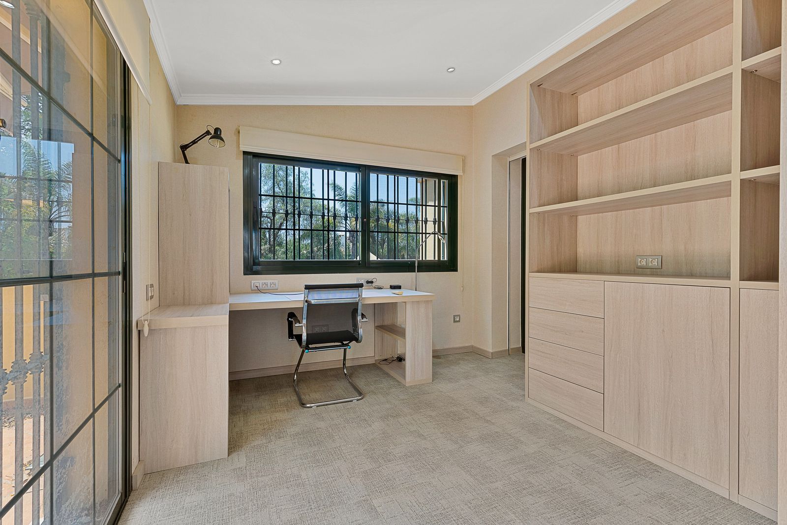 fe15742eeba05c5765e3cbb4303c5e8f - 9