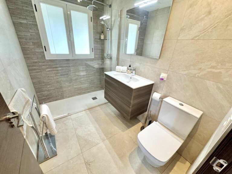 feb408abd5ebbdfbb4b4f9430cca02b3 - 15