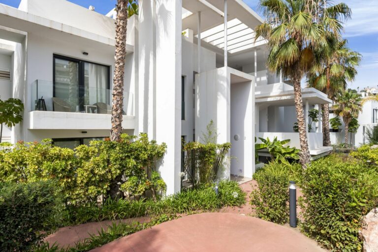 ff9117f8276c7238a8e57bc9383e5d2e - 5