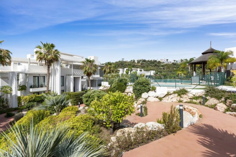 ff9117f8276c7238a8e57bc9383e5d2e - 6