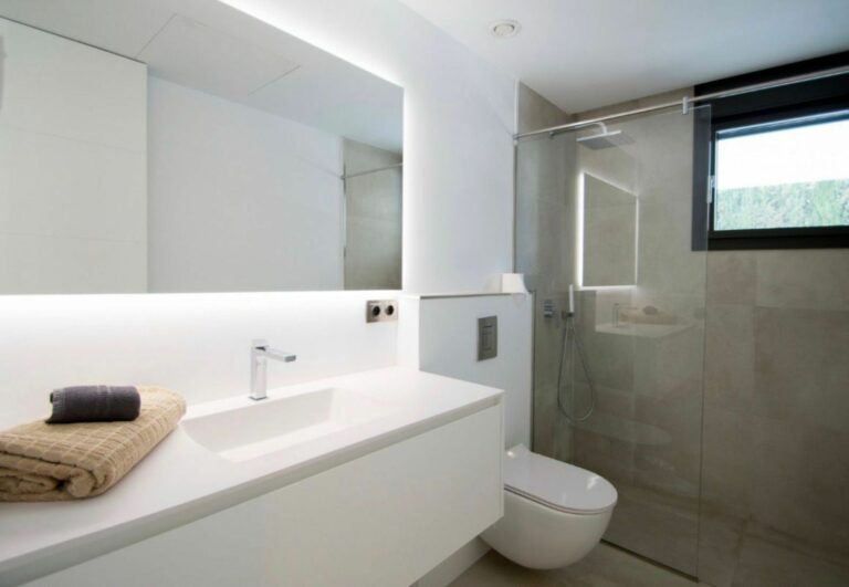 0011eb17fff5cb885206539a68ff0739 - 9