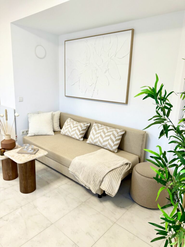 00b552e48dfbb4439cc97f823a40e65f - 8