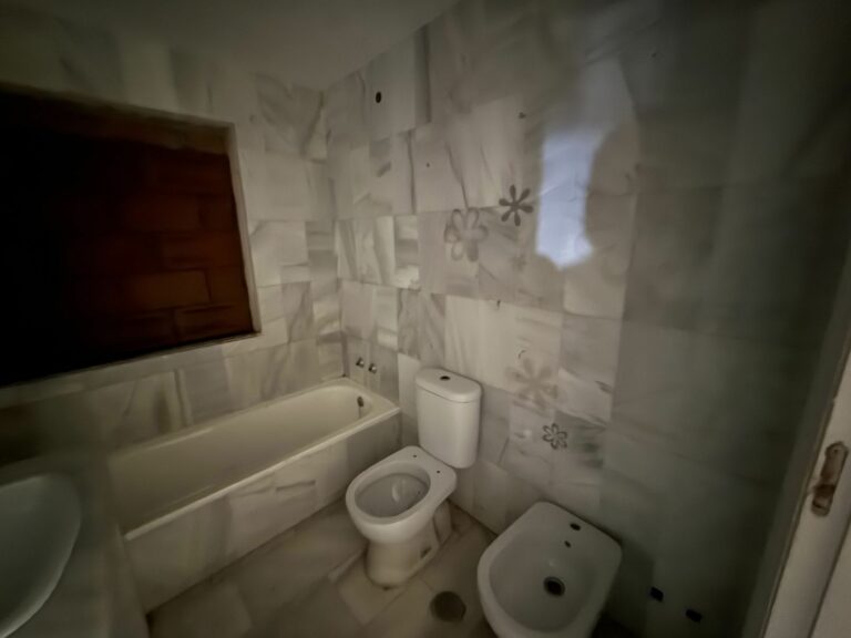 00bfbd591706a06a424f90420792cec8 - 14