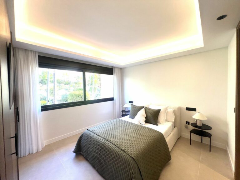 029a9b6730f28d39441cb1551fedddbd - 16