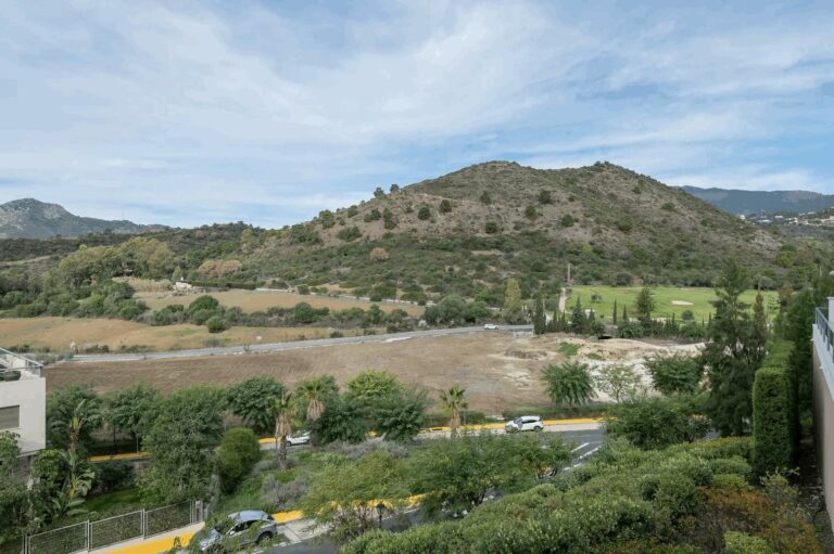 02ea89100e8f5dbb89786551e0ca38e3 - 14