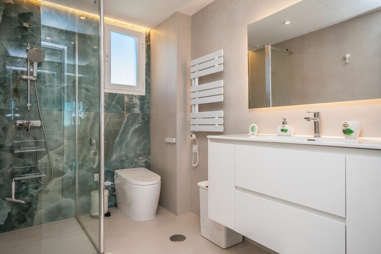 030ab3017296d4fb7bc529db58b22711 - 6