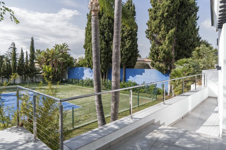 041fa2ddc9f97c60ed56e467d883e8bc - 14