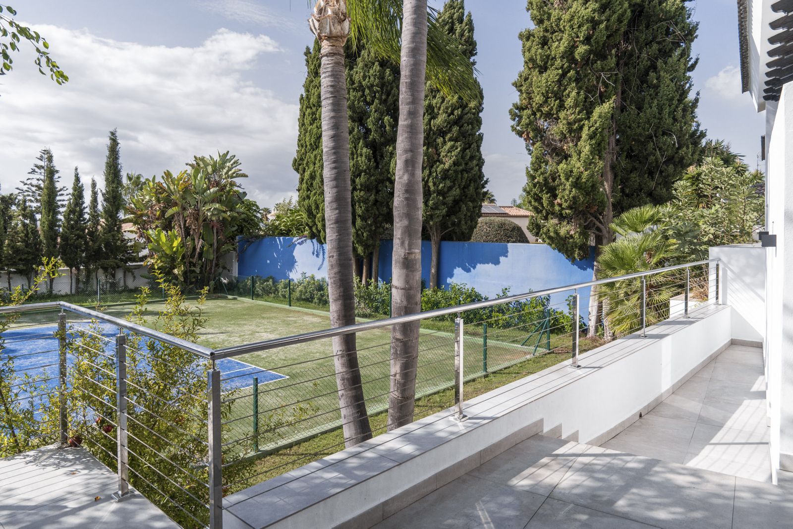 041fa2ddc9f97c60ed56e467d883e8bc - 14