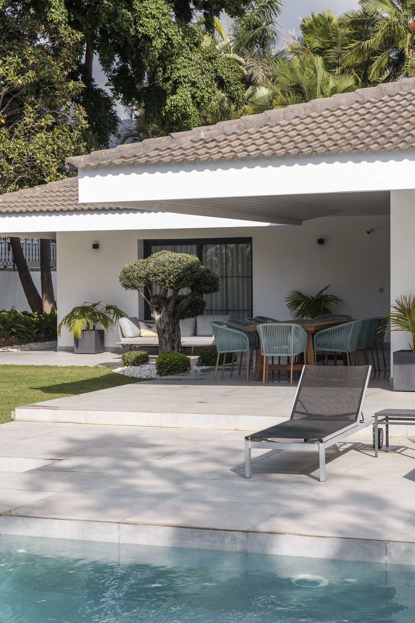 041fa2ddc9f97c60ed56e467d883e8bc - 16