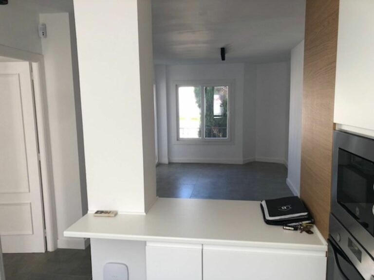 05bc8f44545a58338e3f699290c0eca6 - 12