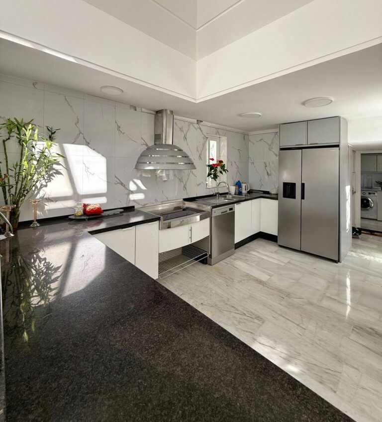 08cd335719a39aa985786bd351a6665f - 8