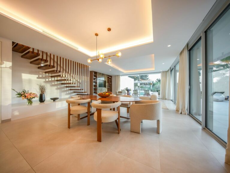 093101a556c5cfb7c2fe48a8ad3263b1 - 12