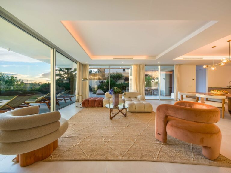 093101a556c5cfb7c2fe48a8ad3263b1 - 13