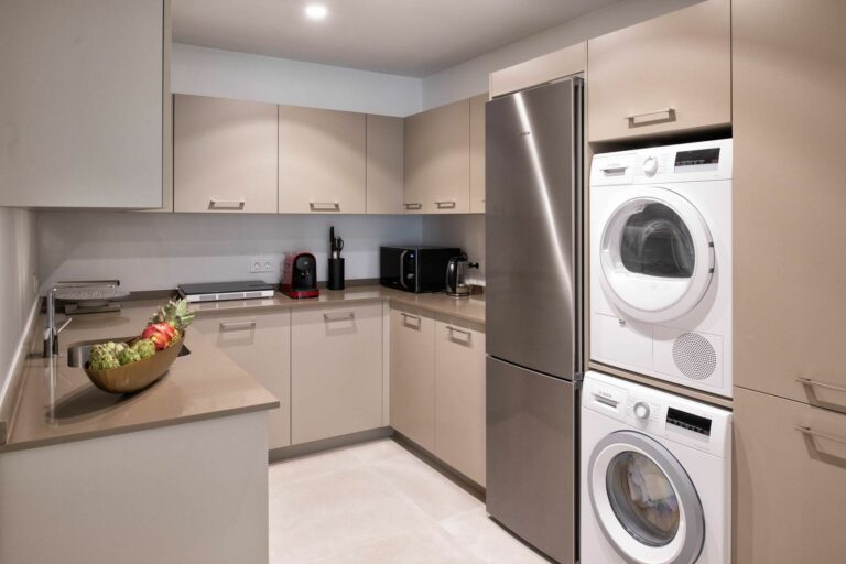 093101a556c5cfb7c2fe48a8ad3263b1 - 15