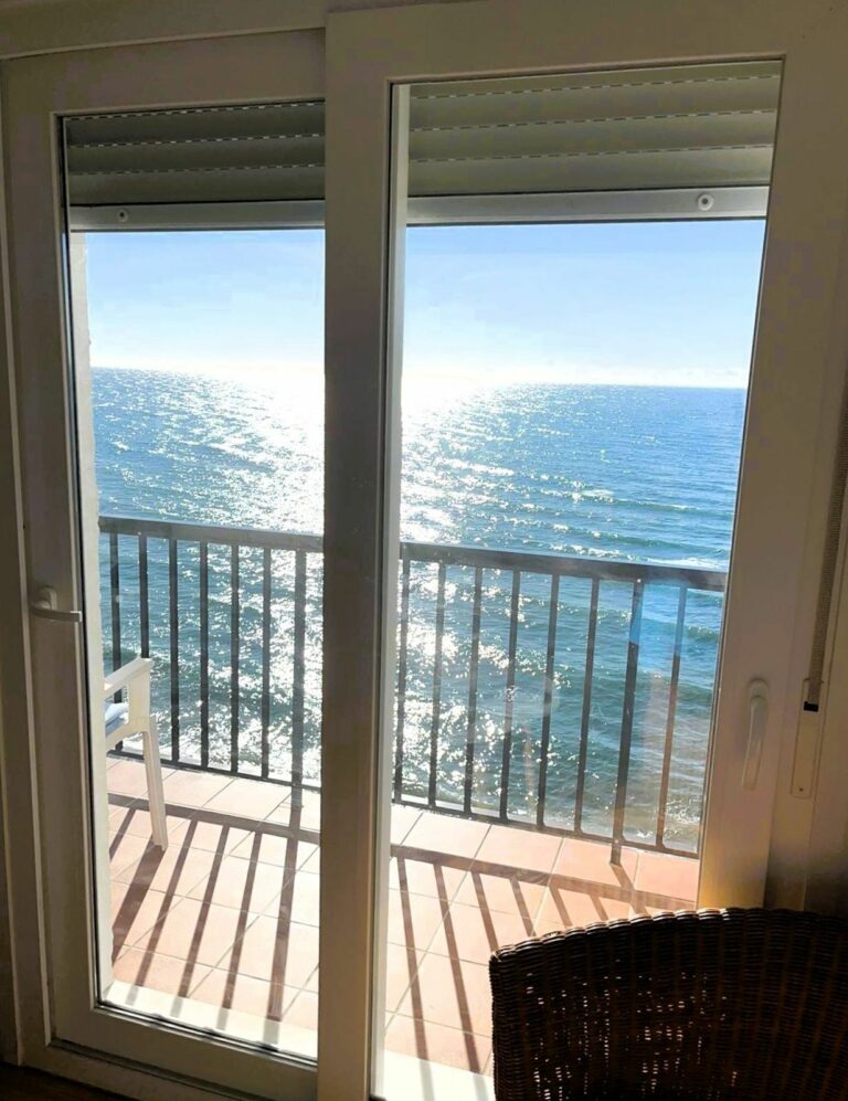 093d99e8b31924eccc6fbdfed51a9042 - 15