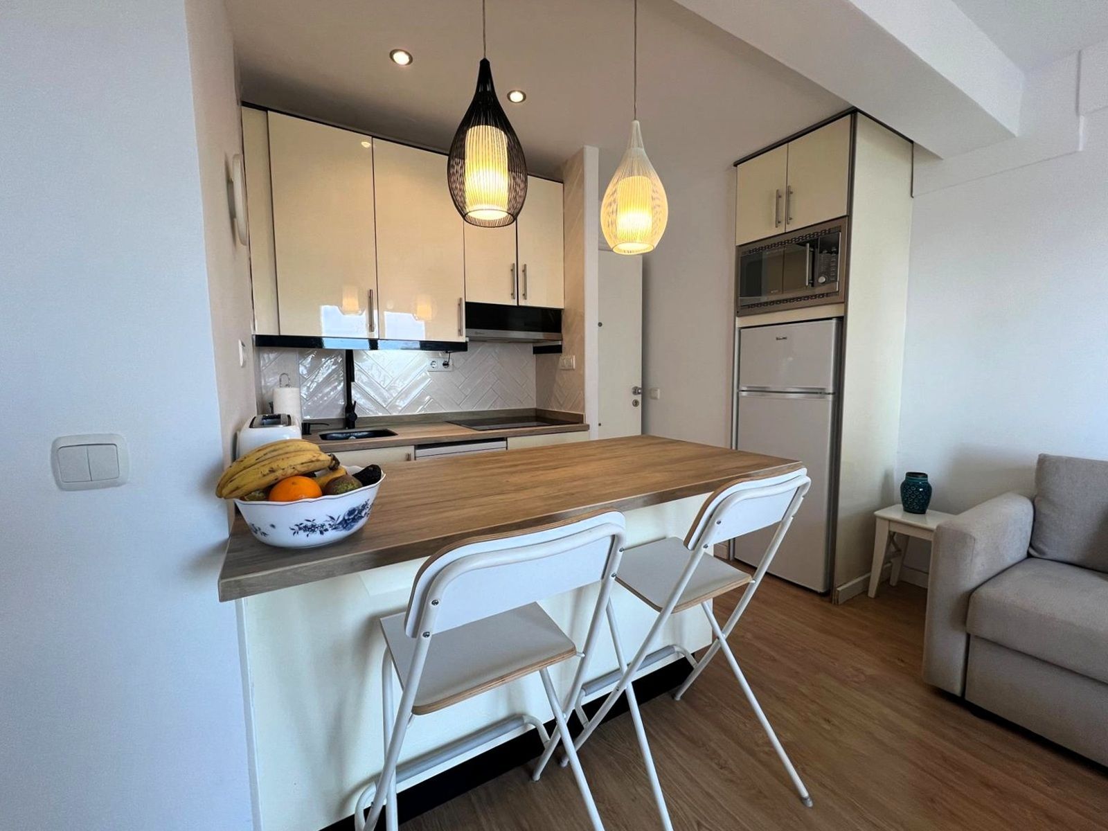 093d99e8b31924eccc6fbdfed51a9042 - 7