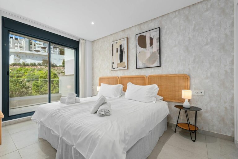 099ade06e7223dba4d7d5445d25d3969 - 5