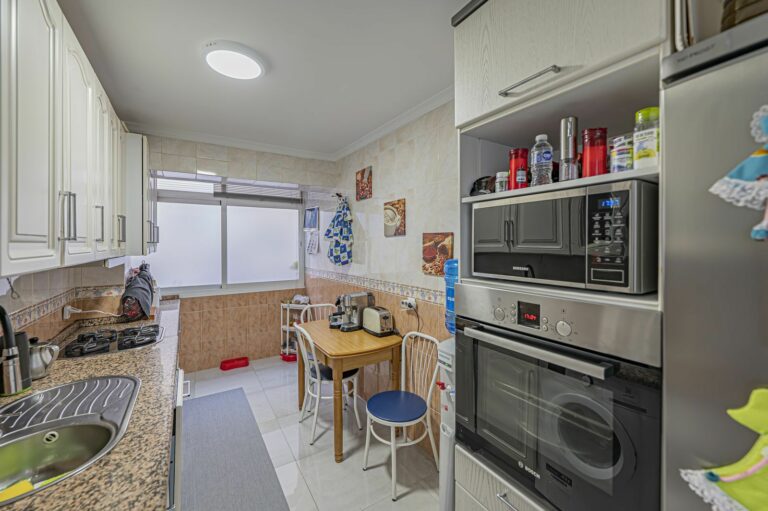 09df164abeb5e83da3d58562fd60206b - 7