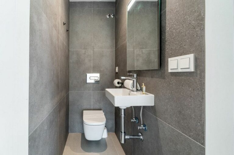 0a0b63204ec9b26db5fe8b73f9a12caa - 16