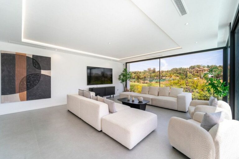 0a0b63204ec9b26db5fe8b73f9a12caa - 5