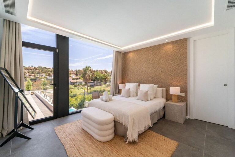 0a0b63204ec9b26db5fe8b73f9a12caa - 7