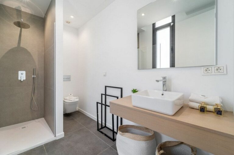 0a0b63204ec9b26db5fe8b73f9a12caa - 8