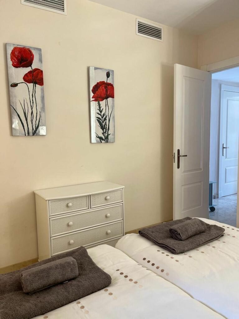 0ac7acccbd6ba58dd6b1d036ab8bd2c0 - 11