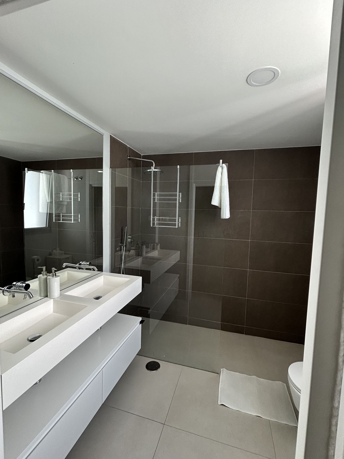 0bafeb866716ec167a997a83efb95169 - 12