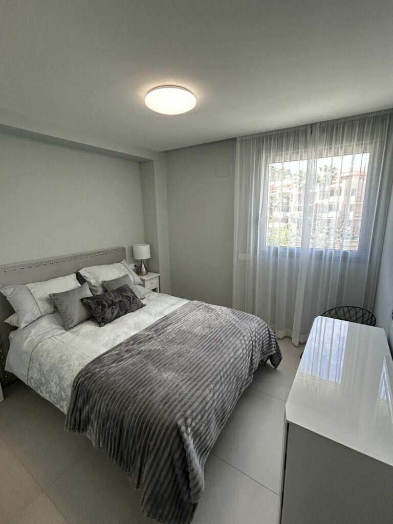 0bafeb866716ec167a997a83efb95169 - 13