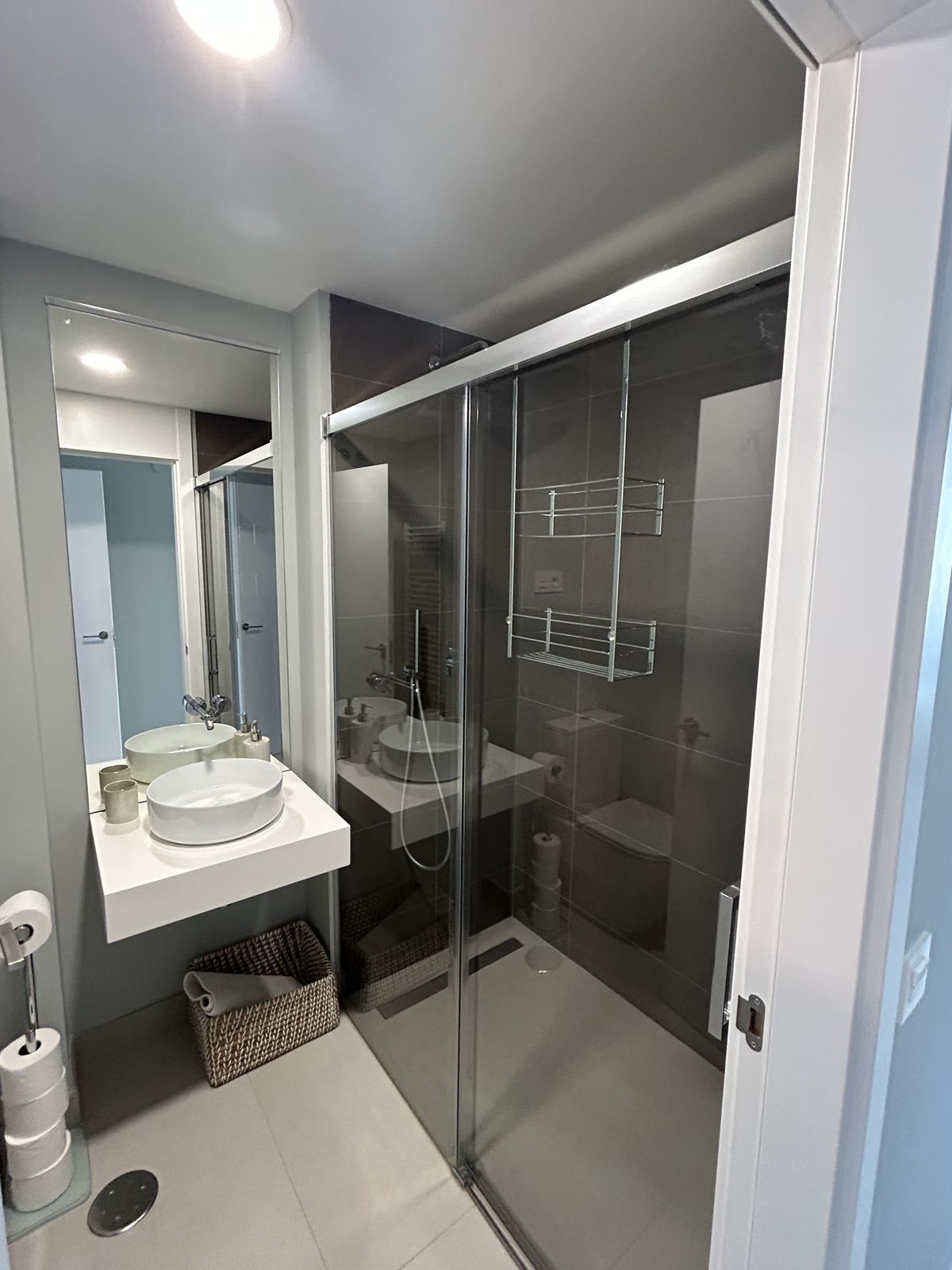 0bafeb866716ec167a997a83efb95169 - 14