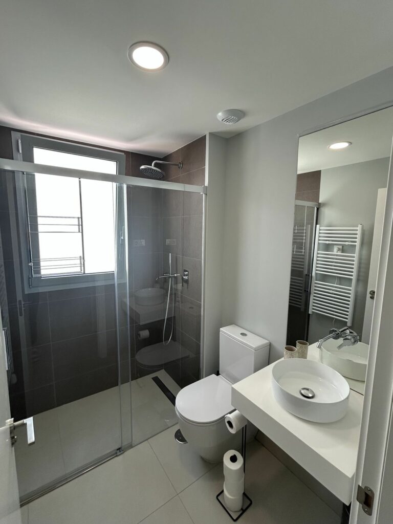 0bafeb866716ec167a997a83efb95169 - 15