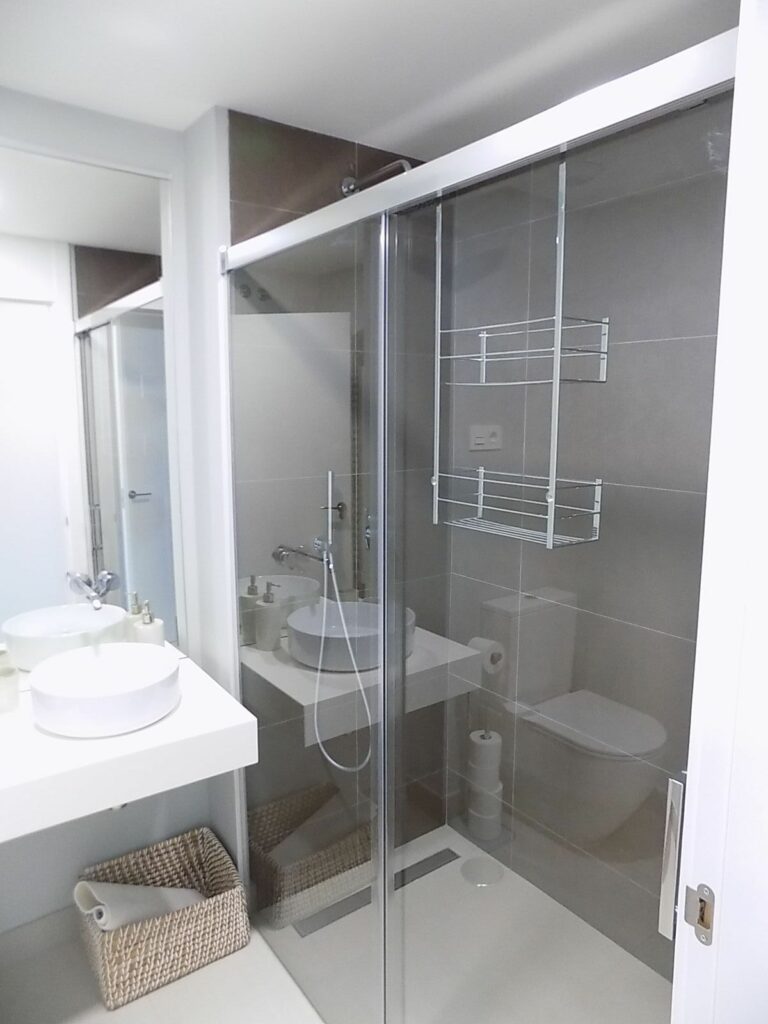 0bafeb866716ec167a997a83efb95169 - 16