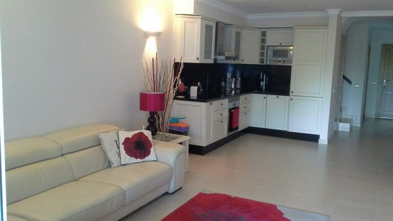 0be8c4747f68732d3aaf9df207446ef0 - 8