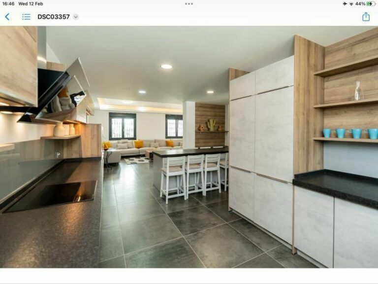 0c21fdb794447bb4e37be01a532d20b9 - 8