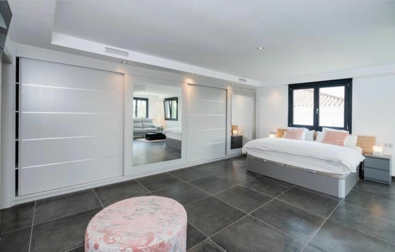 0c21fdb794447bb4e37be01a532d20b9 - 9