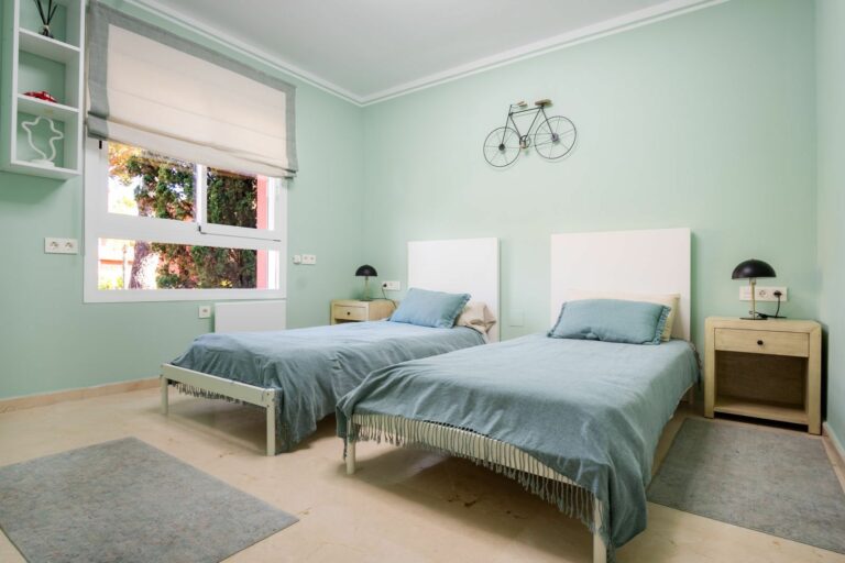 0e109cab6b924697c75a1bbba1463ce9 - 6