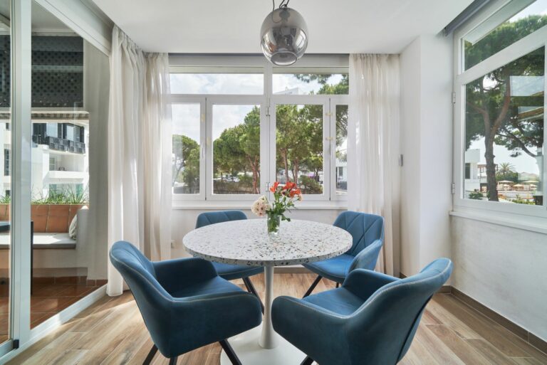 0e7600e27ebefa4bd739e9580ab190d6 - 10