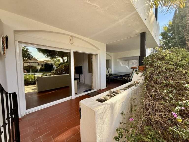 0e9e9d80e34da08c80141464c79aa609 - 14