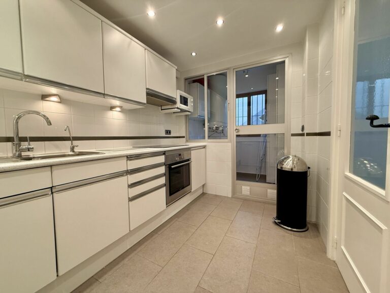 0e9e9d80e34da08c80141464c79aa609 - 9