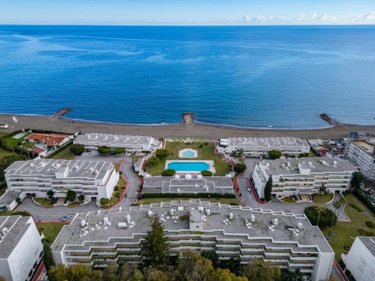 0fe2e78a1b57ee8556f66ca92d93f237 - 3