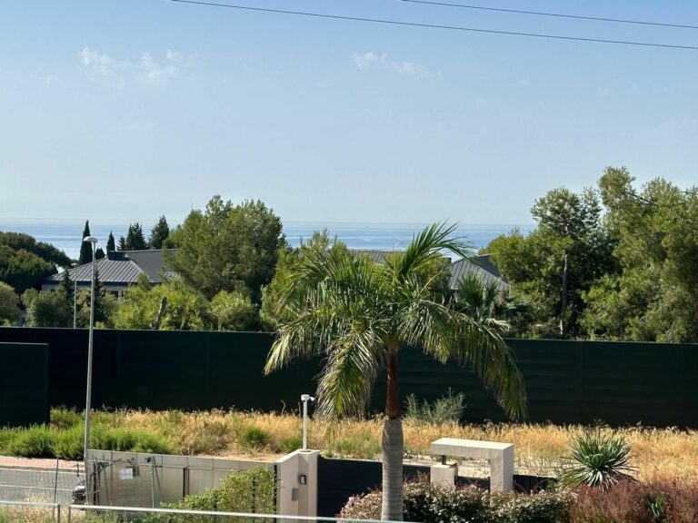 0ff2307d63ea1be508d24a46aa23d411 - 4