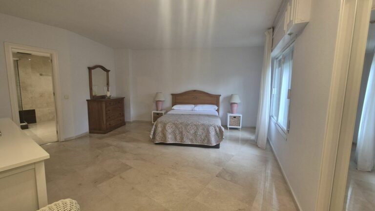 113a6b02cd29945dd41e067ff6f18dfd - 12