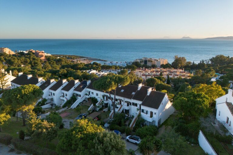 117c1481bcaf7b37d39b6cd19eb45c99 - 1