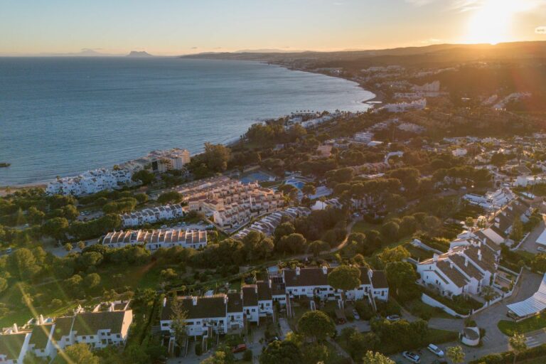 117c1481bcaf7b37d39b6cd19eb45c99 - 11