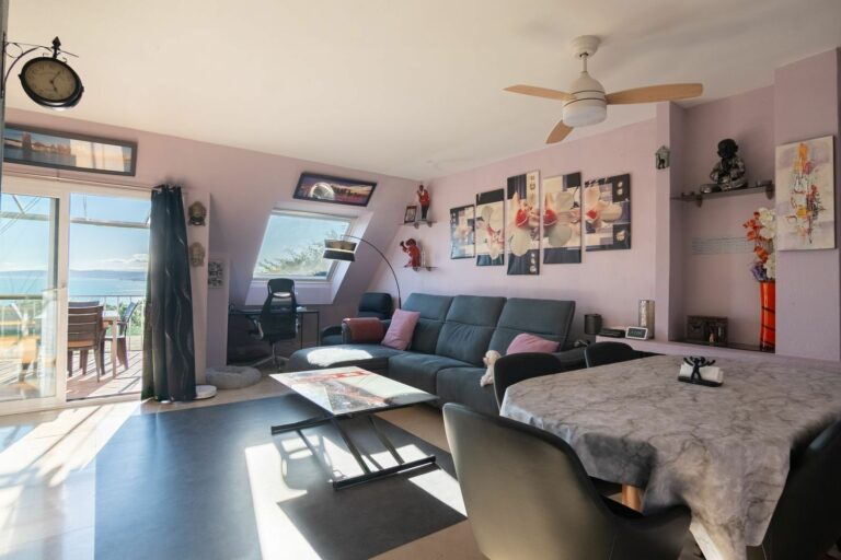 117c1481bcaf7b37d39b6cd19eb45c99 - 4