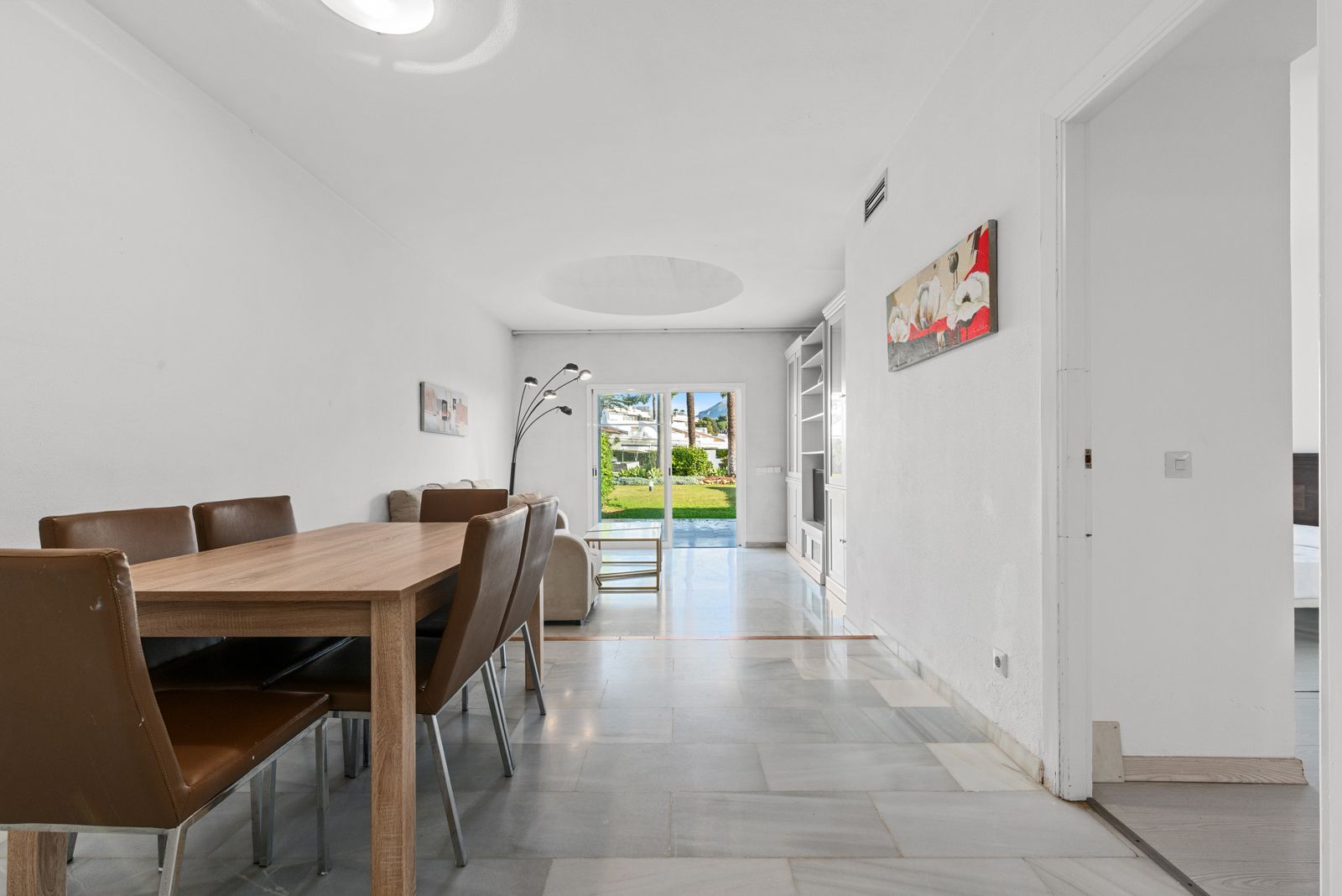 11aca0725d2580a9a2affac07ce43ce5 - 16