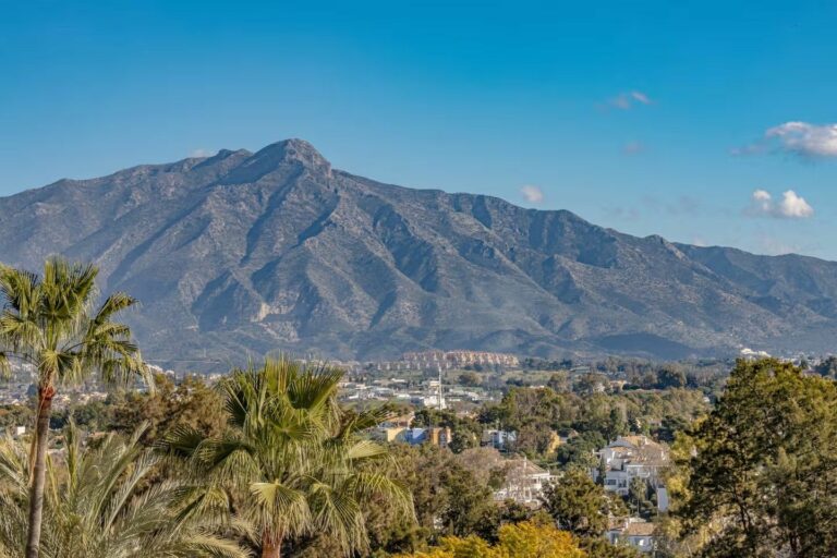 11fb51b5d5117791ab0569835ced8893 - 16