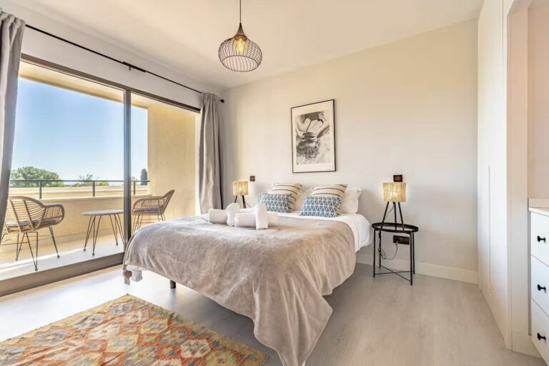 11fb51b5d5117791ab0569835ced8893 - 4