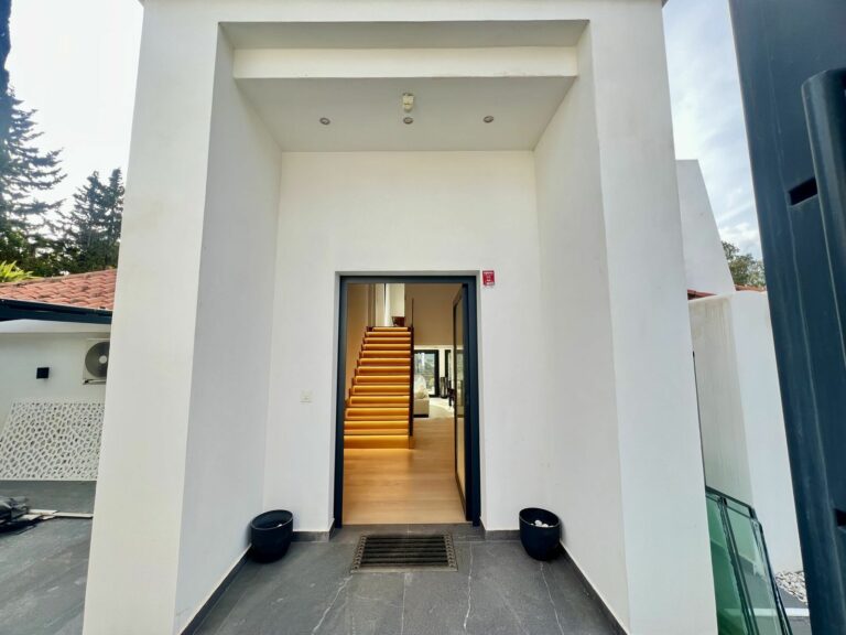 120cecf00a0336297ee425abf0a73f90 - 8