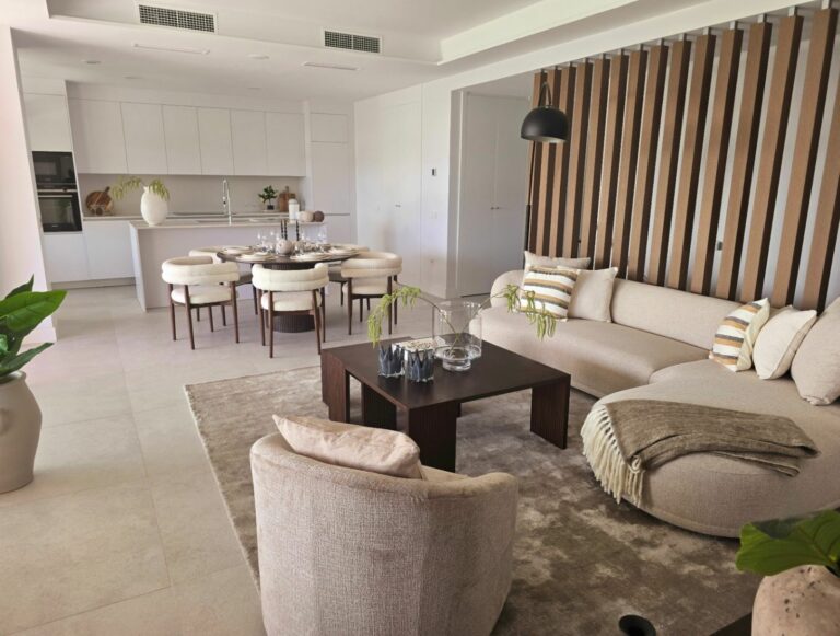 121c7bb8586324d8c28d90aff1acbc1e - 12